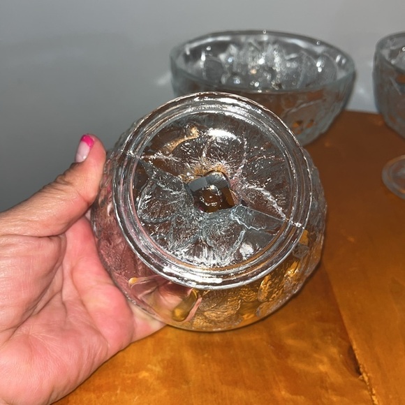 Pasabahce 4 Fruit Champagne Sherbet Glasses Set Clear Embossed Etch Stemware Lot - Picture 4 of 4